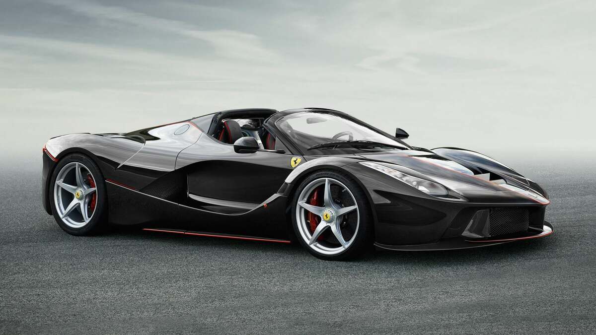 Ferrari LaFerrari in black